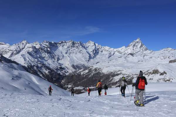 trekking ciaspole cheneil cervino