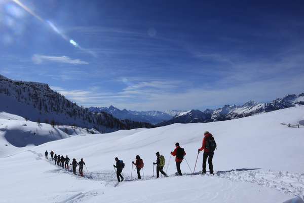 Montagna Trekking Ciaspole Escursionismo