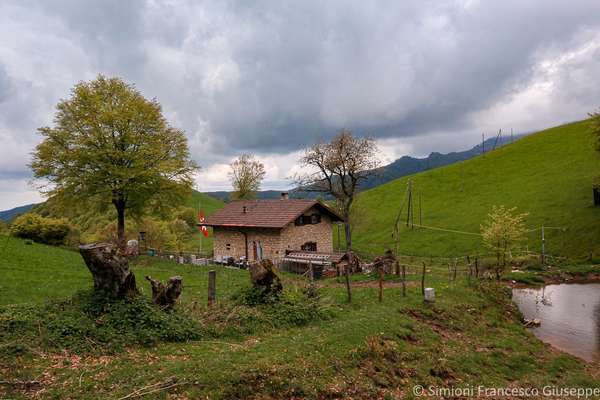 Passo del Bonello Casa Cantoniera