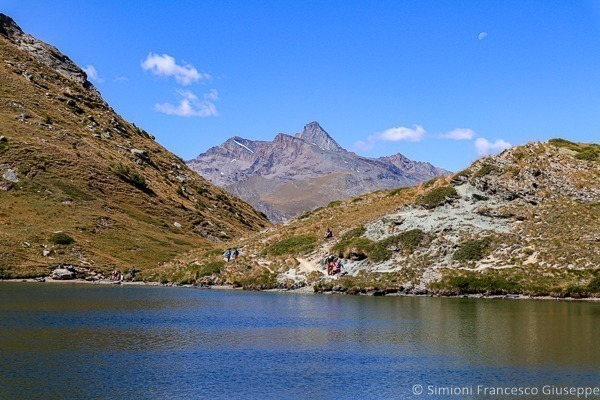 Lago delle Loie e Grivola