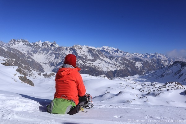 Col Chaleby Aosta Ciaspole Trekking Montagna Ciaspole