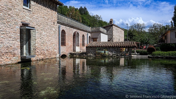 Trekking Umbria Rasiglia acqua vasche