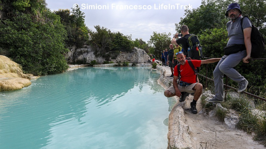 Trekking Toscana Val d'Orcia Cipressi