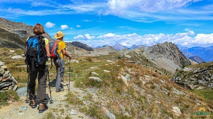 Trekking Escursionisti Panorami Nuvole