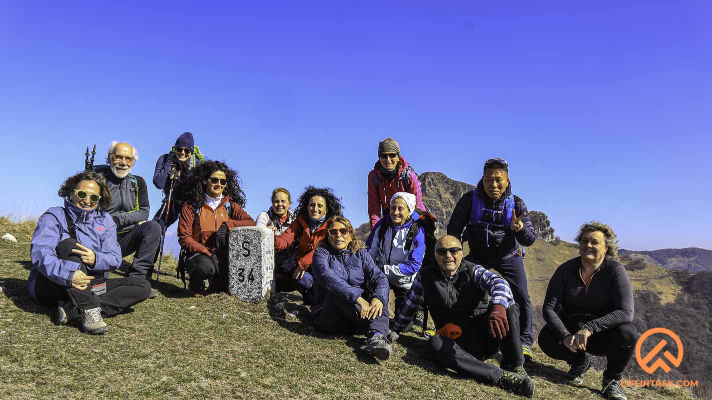 Gruppo trekking Lifeintrek Poncione di Cabbio Rifugio Prabello camminare Val d' Intelvi