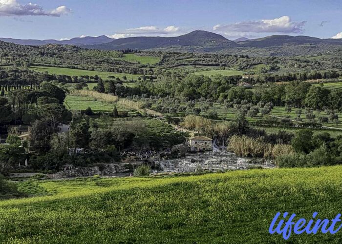 Cascate del Mulino Trekking Toscana maremma Lifeintrek Trekking Monte Amiata Saturnia Sorano Sovana Pitgliano Sorgenti Sorgente Del Lente