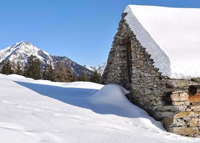 Ciaspolate Gruppo per ciaspolare Legnano Val Formazza Neve Alpe Devero Cai Parabiago Legnano Busto Arsizio