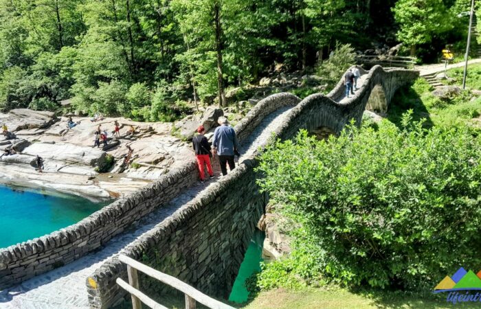 Ponte Dei Salti e Ponte in Val Verzasca Lavertezzo