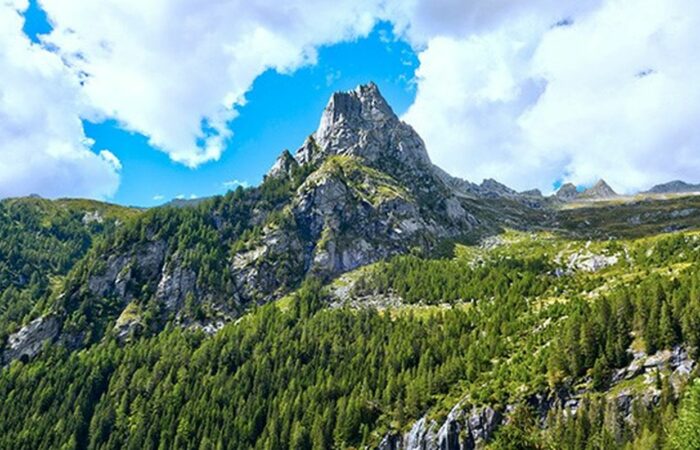 Passo Del Barbacan Val Masino Porcellizzo