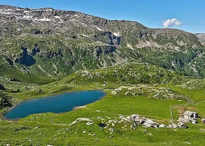 Escursione al Rifugio Chiavenna ed al Vallone di Angeloga e Pizzo Stella con il gruppo escursionistico della Lombardia di Milano Legnano.