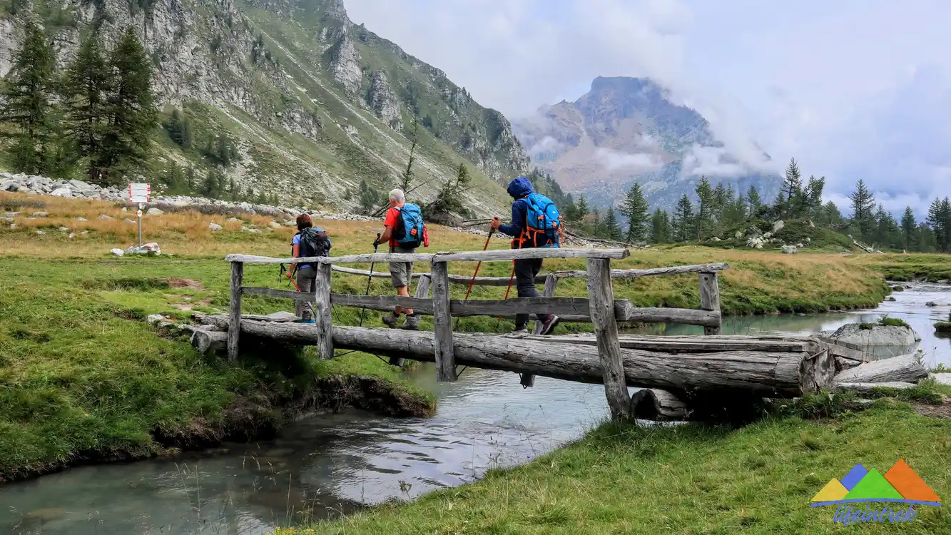 Trekking Val Buscagna Ponte Sul Rio Buscagna