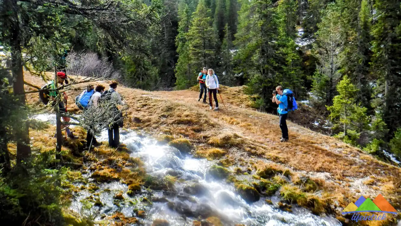 Guado e Guadare un torrente o fiume, cosa fare in caso di acqua alta